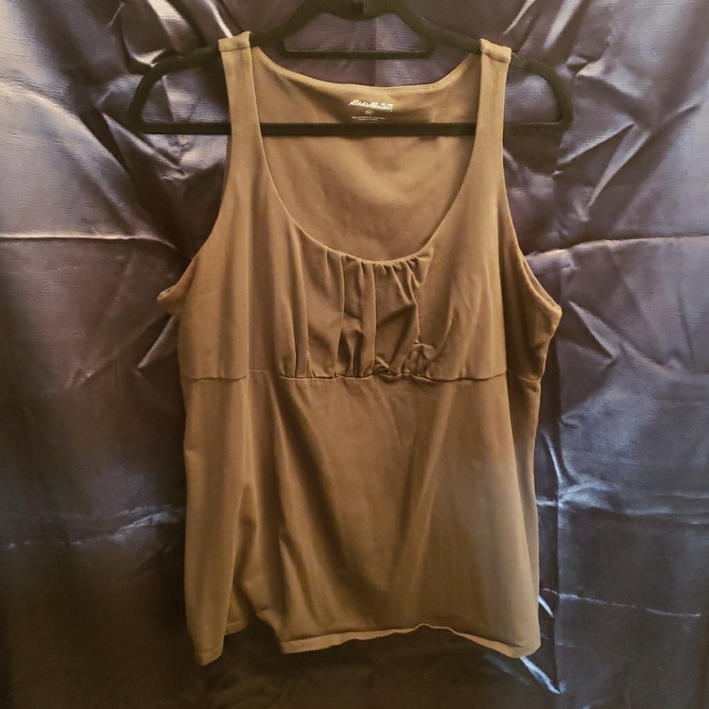 Eddie bauer tank green xxl